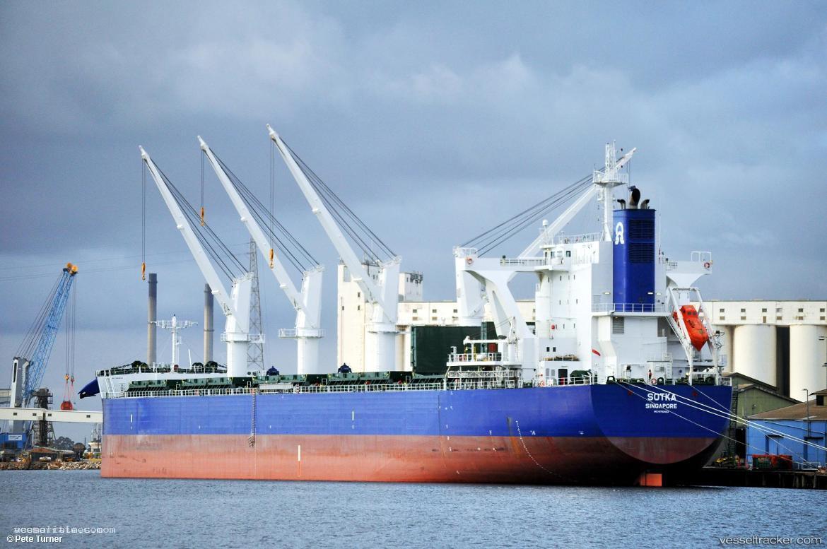 Sotka - Bulk Carrier vessel registered in Singapore