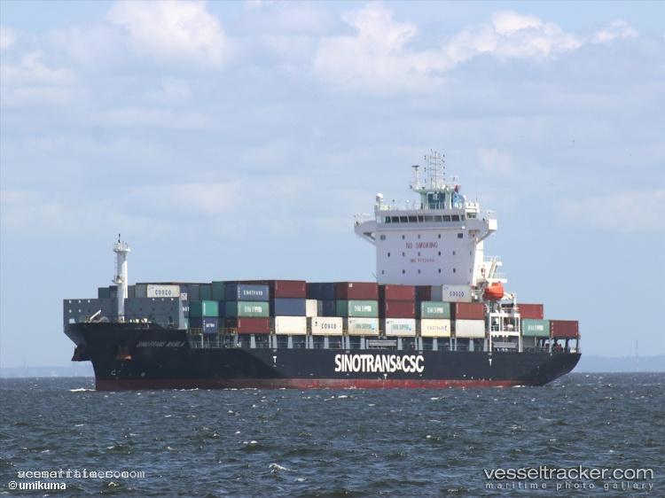 Sinotrans-Manila - Container Ship vessel registered in Hong Kong