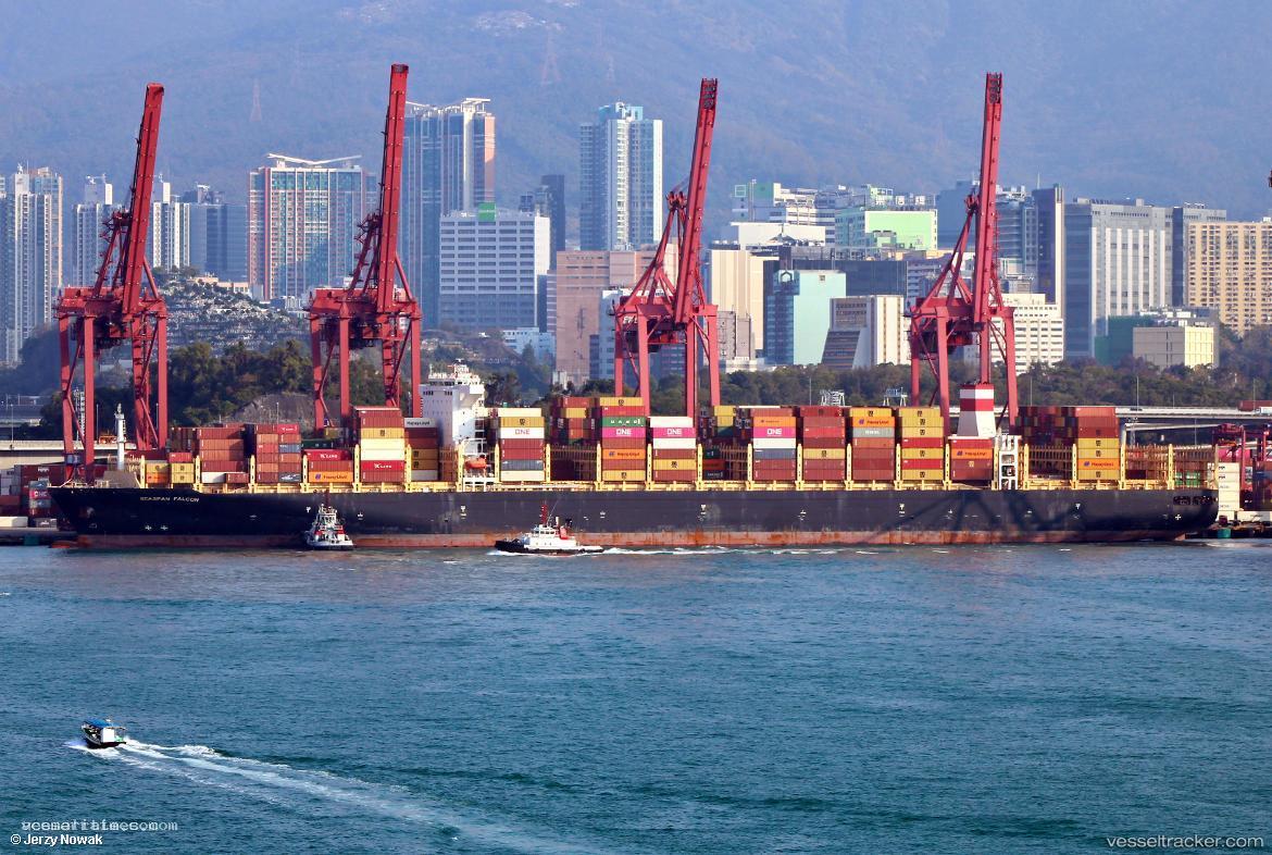 Seaspan-Falcon - Container Ship vessel registered in Hong Kong