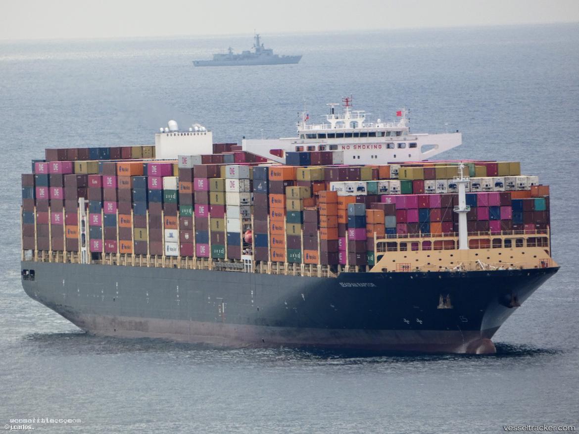 Seaspan-Raptor - Container Ship vessel registered in Hong Kong