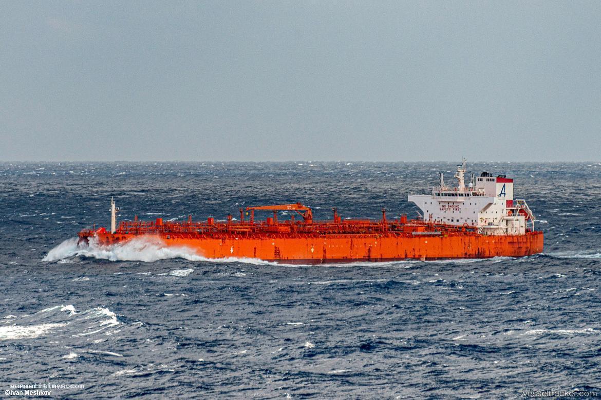 Advantage-Padova - Crude Oil Tanker vessel registered in Marshall Islands