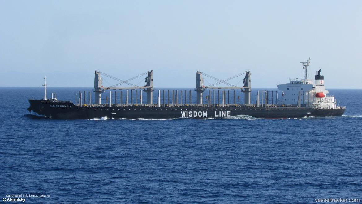 Daiwan-Miracle - Bulk Carrier vessel registered in Liberia