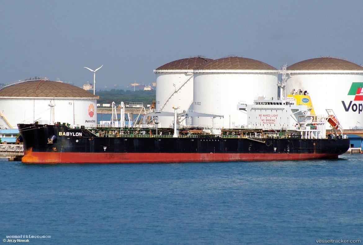 Savanna - Oil Products Tanker vessel registered in Panama