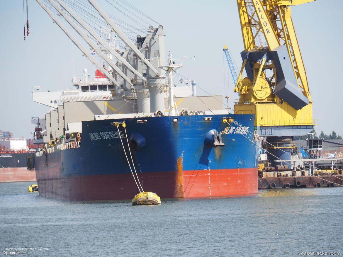 Jinling-Confidence - Bulk Carrier vessel registered in Portugal