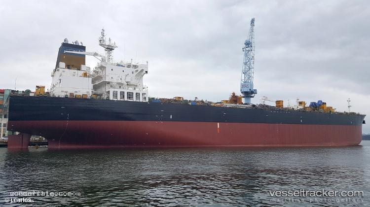 Persepolis - Crude Oil Tanker vessel registered in Greece
