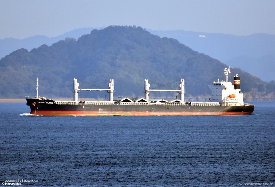 Laurel-Island - Bulk Carrier vessel registered in Panama
