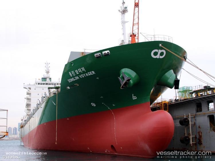 Dongjin-Voyager - Container Ship vessel registered in South Korea