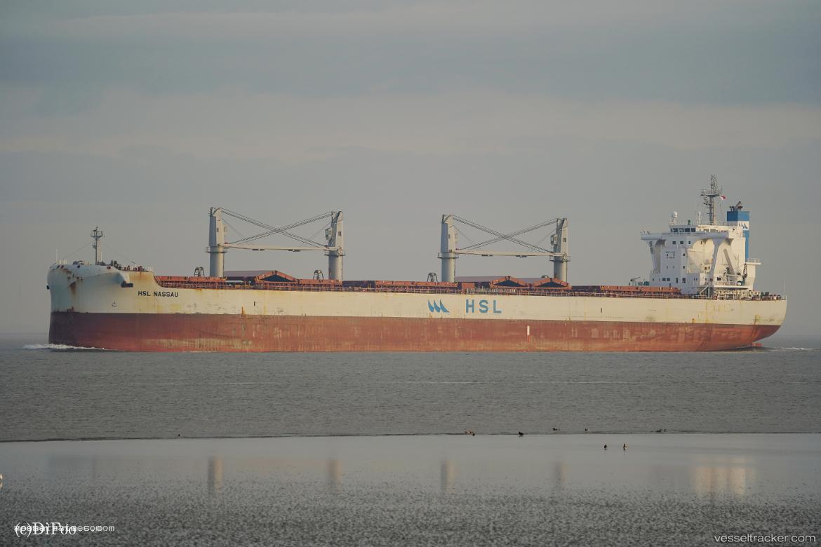 Hsl-Nassau - Bulk Carrier vessel registered in Panama