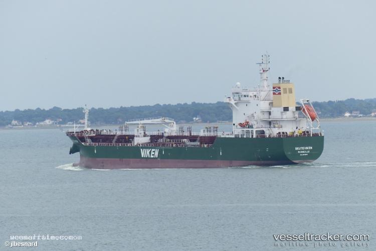 Skuteviken - Oil Products Tanker vessel registered in France