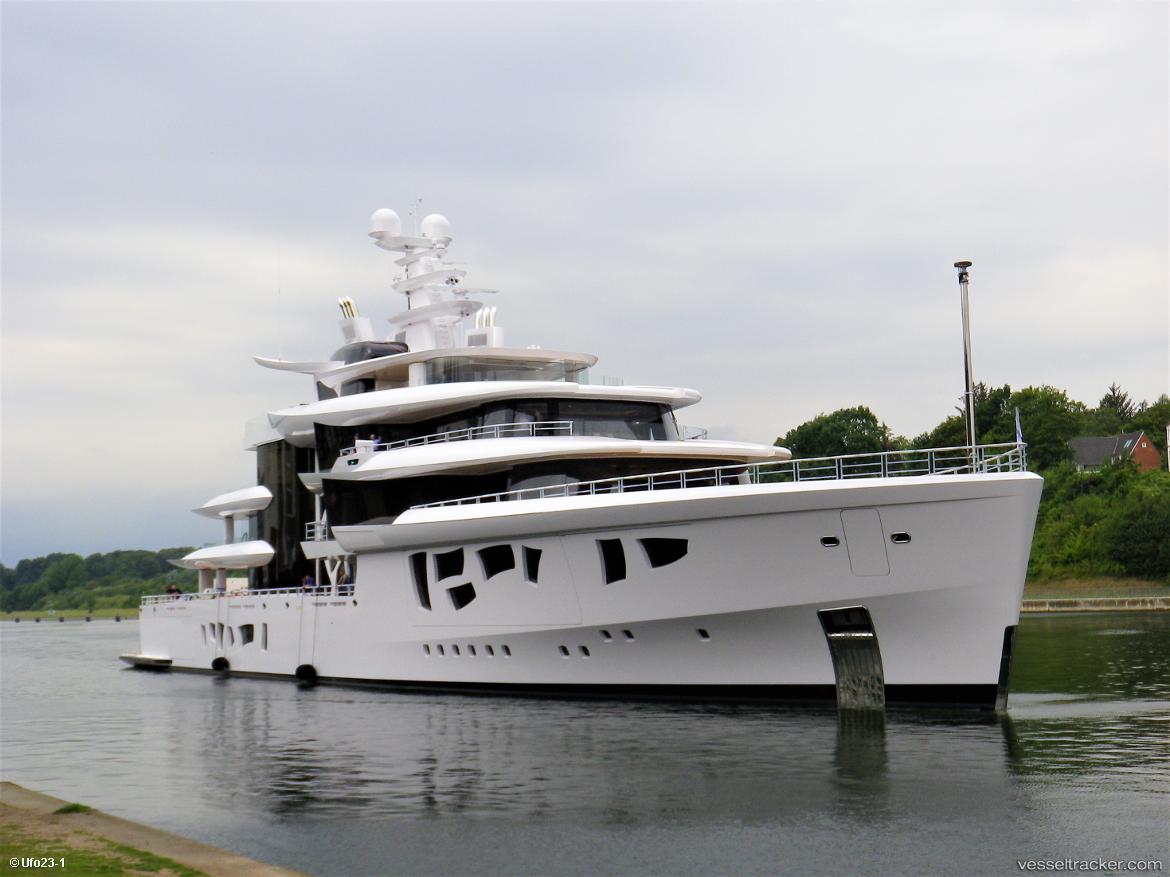 Artefact - Sailing Vessel vessel registered in Marshall Islands