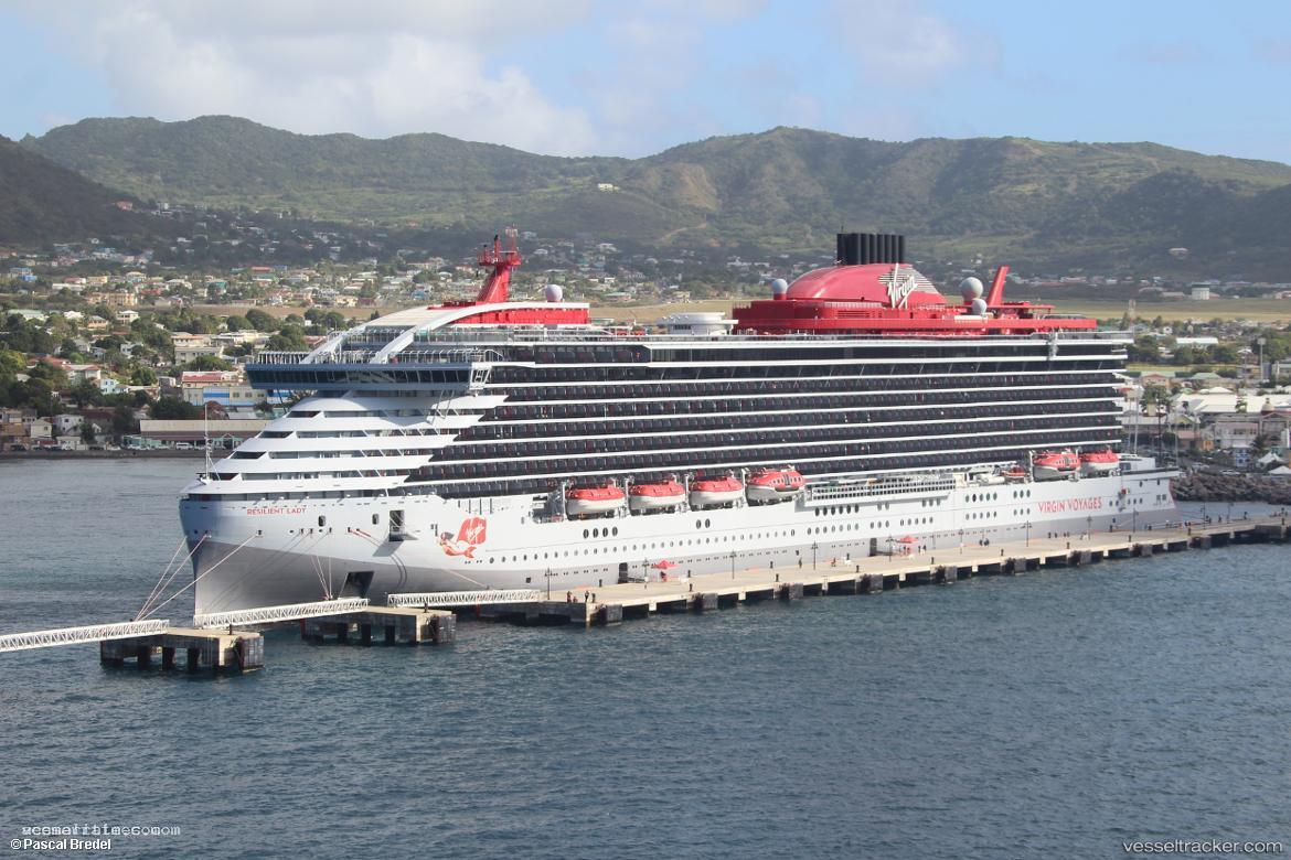 Resilient-Lady - Cruise Ship vessel registered in Bahamas