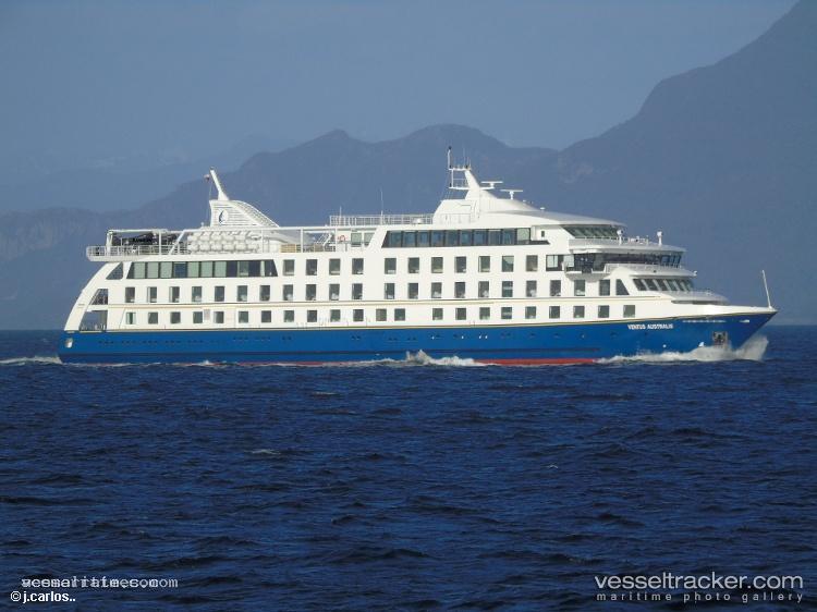 Ventus-Australis - Passenger Ship vessel registered in Chile