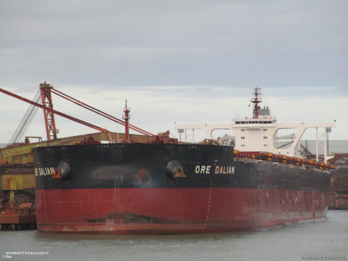 Ore-Dalian - Ore Carrier vessel registered in Hong Kong