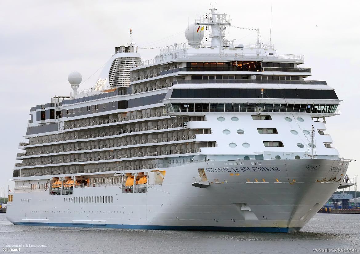 Seven-Seas-Splendor - Cruise Ship vessel registered in Marshall Islands