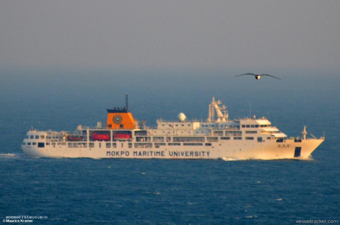 Segero - Training Ship vessel registered in South Korea