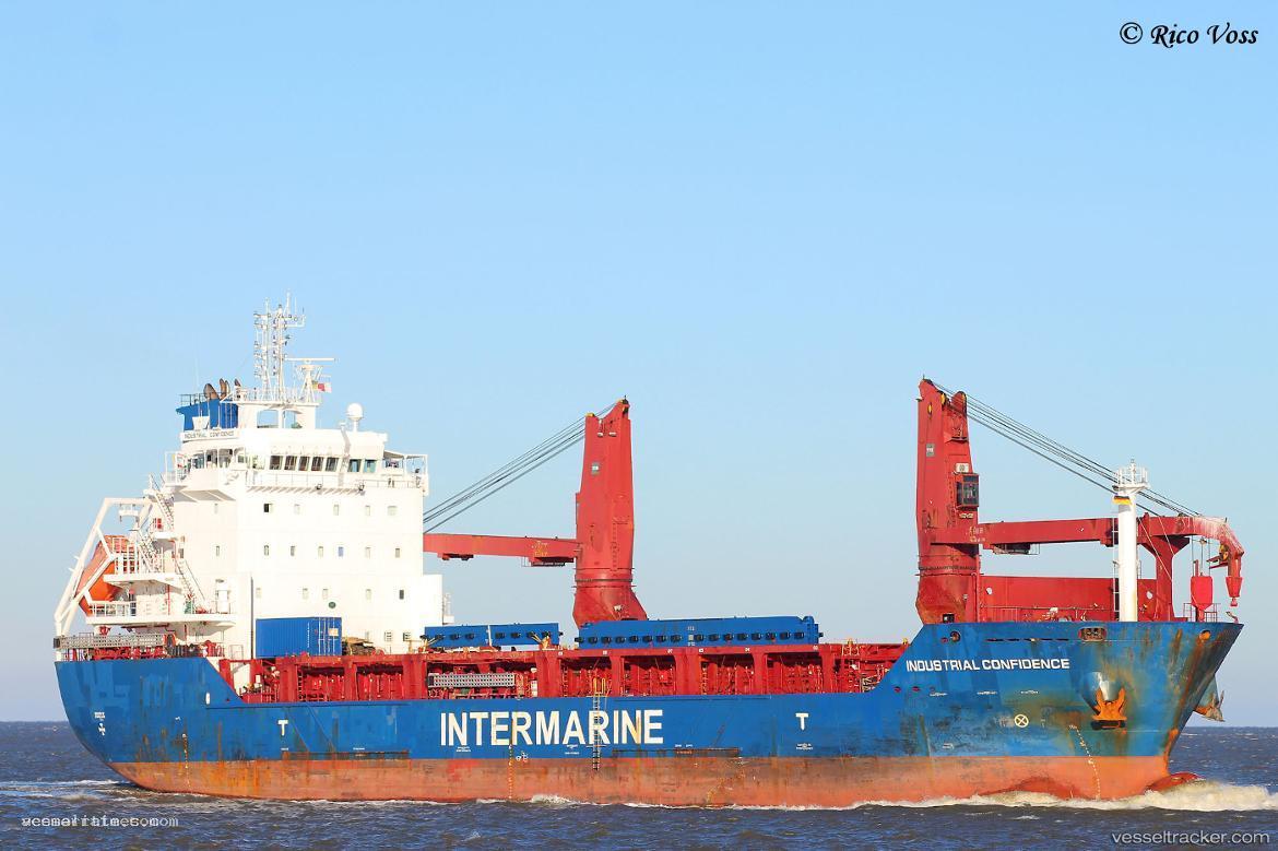 Industrialconfidence - Multi Purpose Carrier vessel registered in Portugal