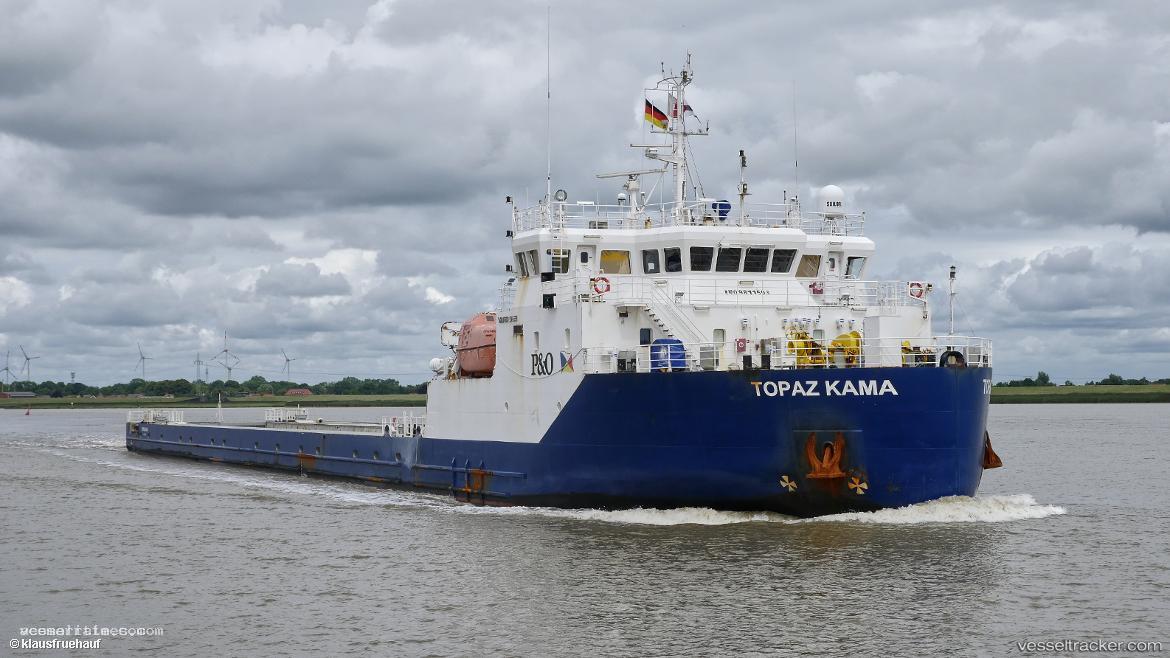 Topaz-Kama - Heavy Load Carrier vessel registered in Marshall Islands