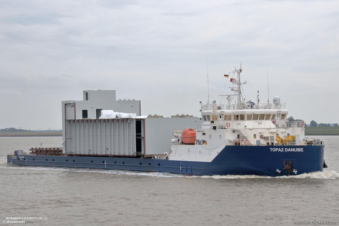 Topaz-Danube - Heavy Load Carrier vessel registered in Marshall Islands
