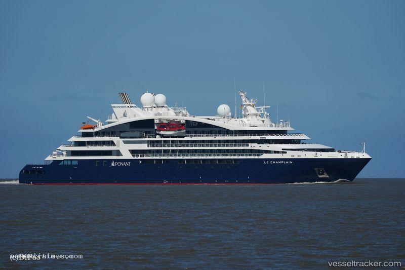 Le-Champlain - Cruise Ship vessel registered in France