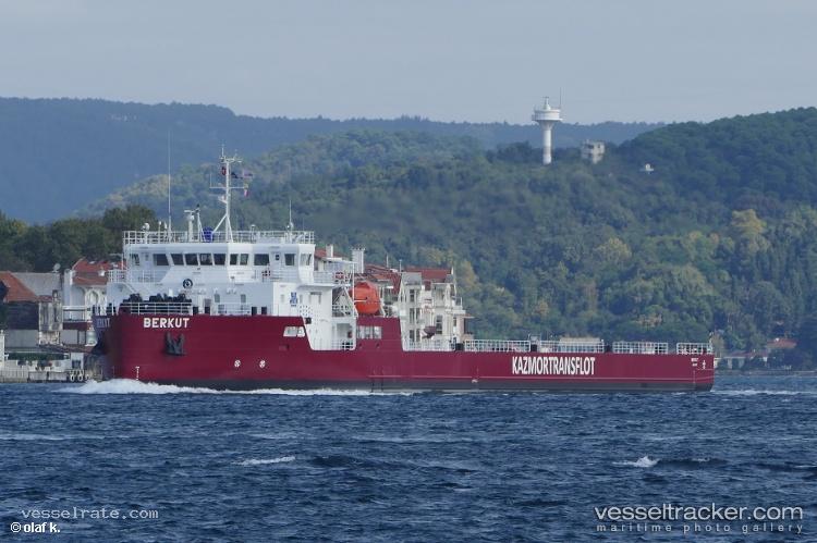 Berkut - Deck Cargo Ship vessel registered in Kazakhstan