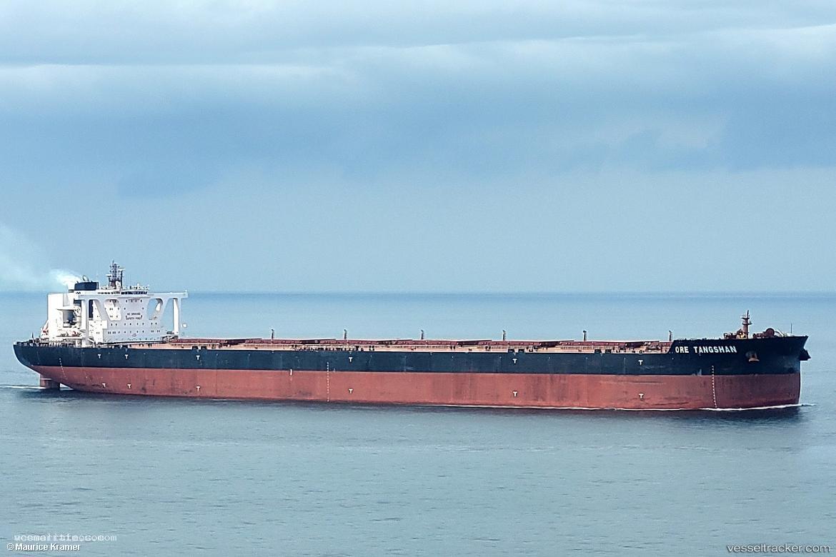 Ore-Tangshan - Ore Carrier vessel registered in Hong Kong