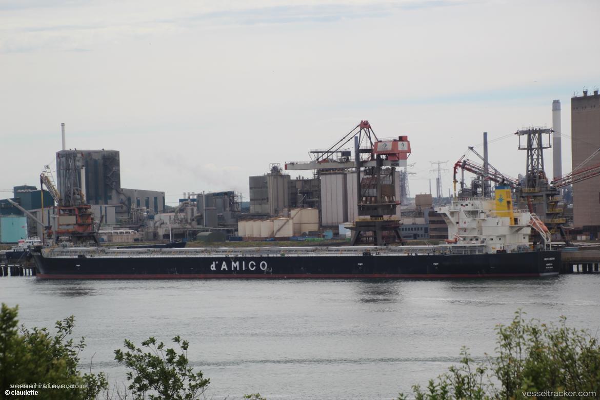 Medi-Ginevra - Bulk Carrier vessel registered in Liberia