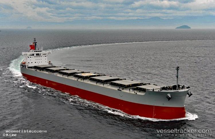 Corona-Wisdom - Bulk Carrier vessel registered in Japan