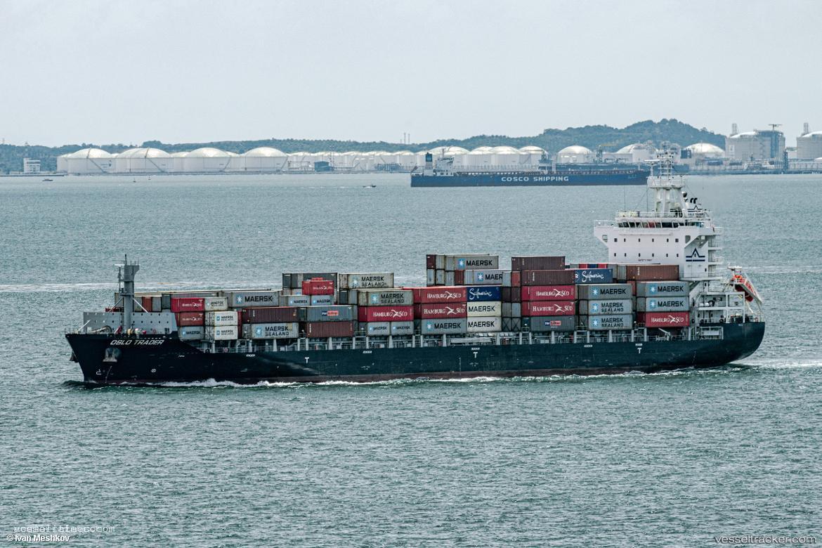 Oslo-Trader - Container Ship vessel registered in Panama