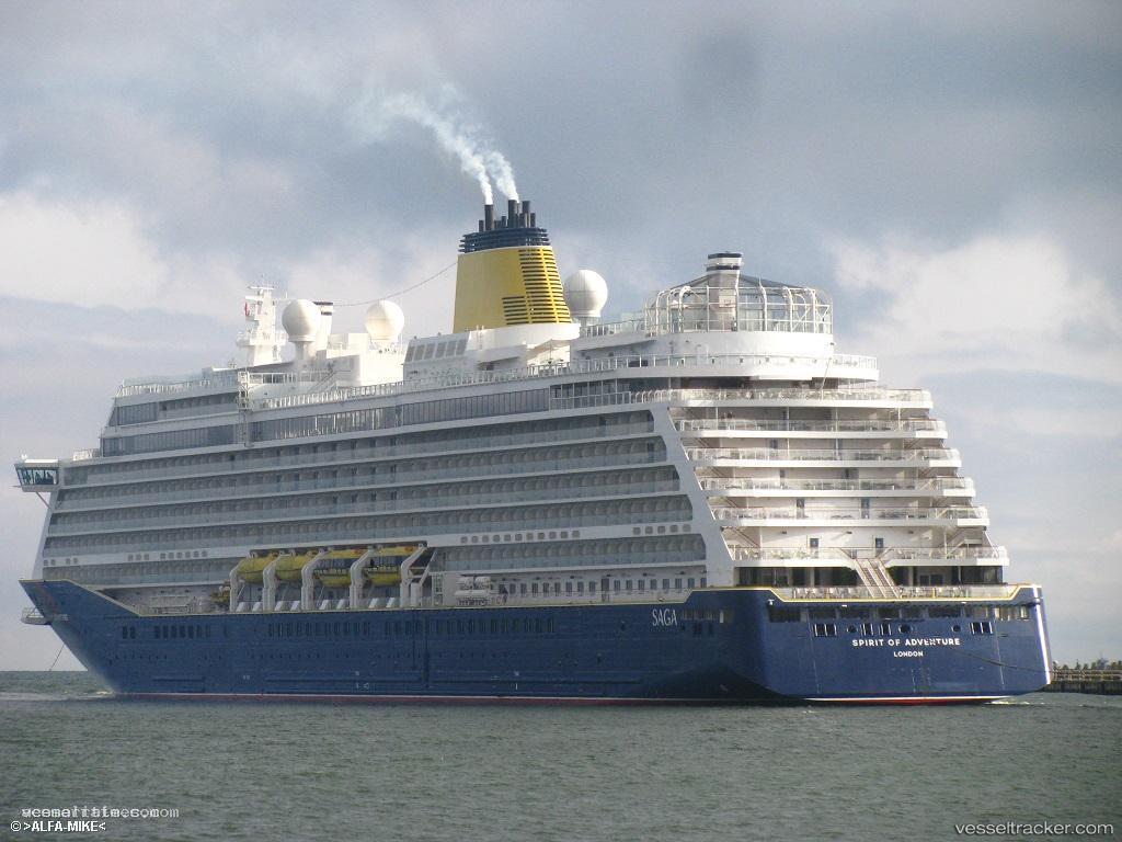 Spirit-Of-Adventure - Cruise Ship vessel registered in United Kingdom