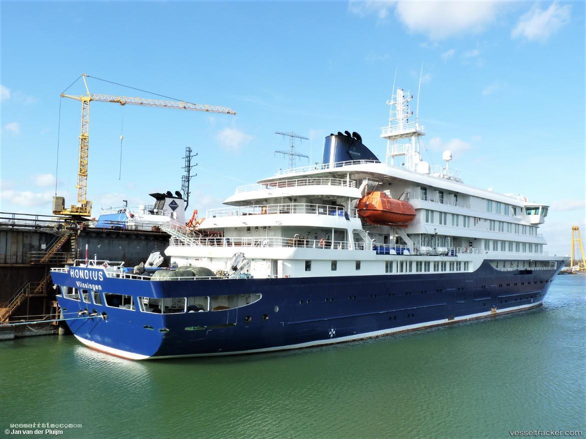 Hondius - Cruise Ship vessel registered in Netherlands