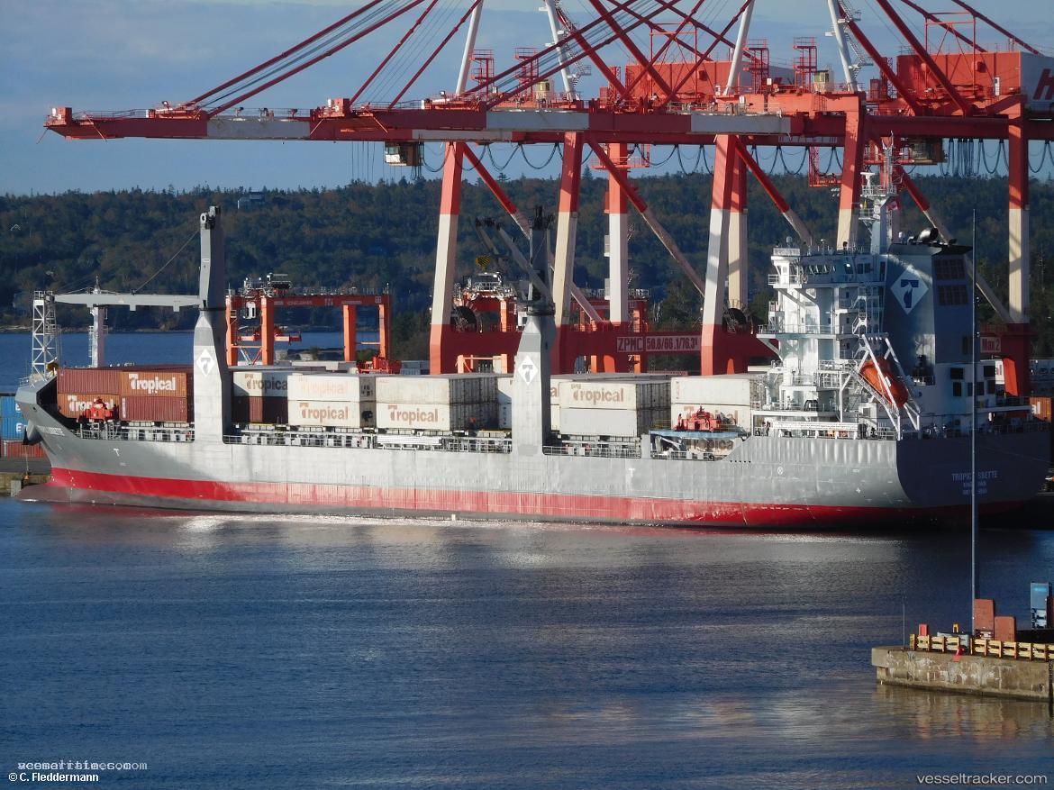 Tropic-Lissette - Container Ship vessel registered in Saint Vincent and the Grenadines