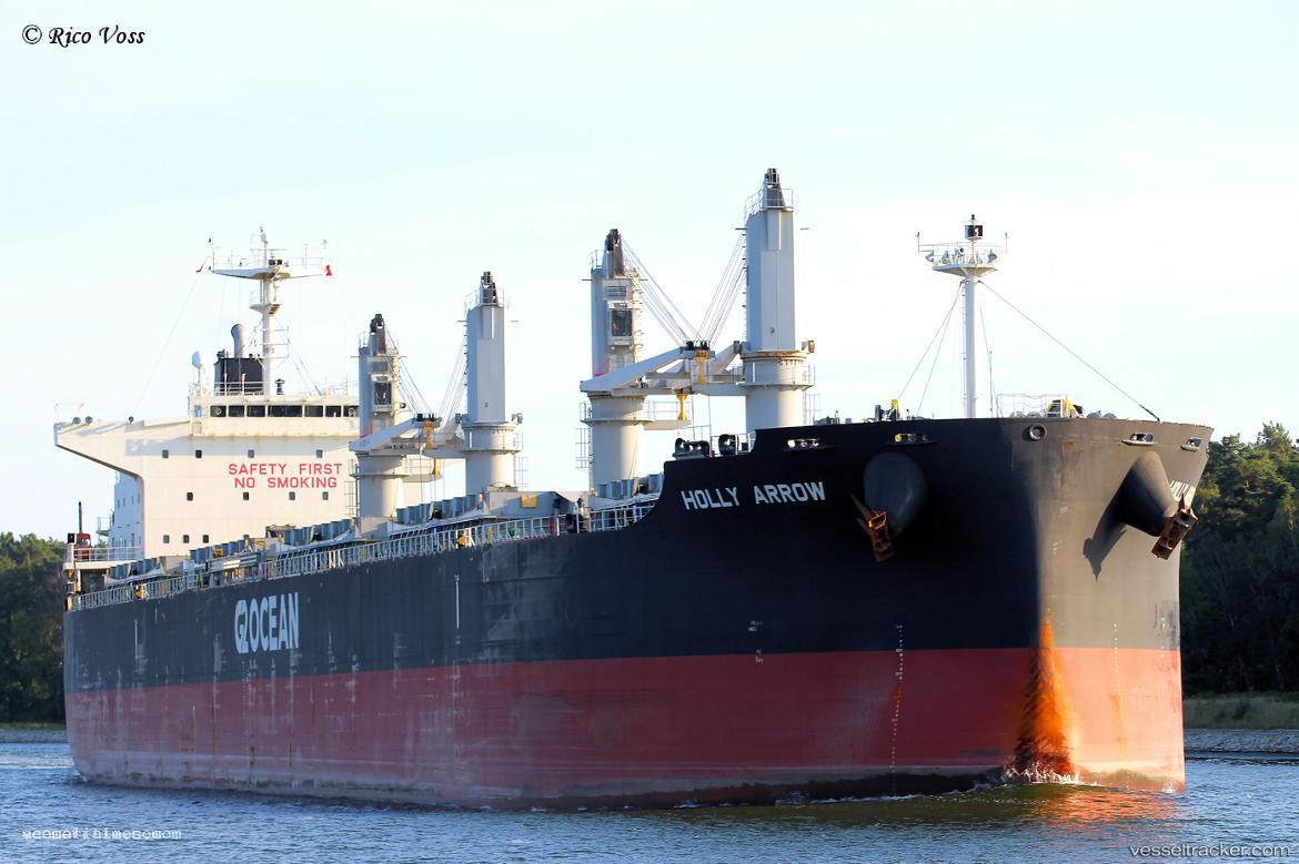 Holly-Arrow - Multi Purpose Carrier vessel registered in Panama