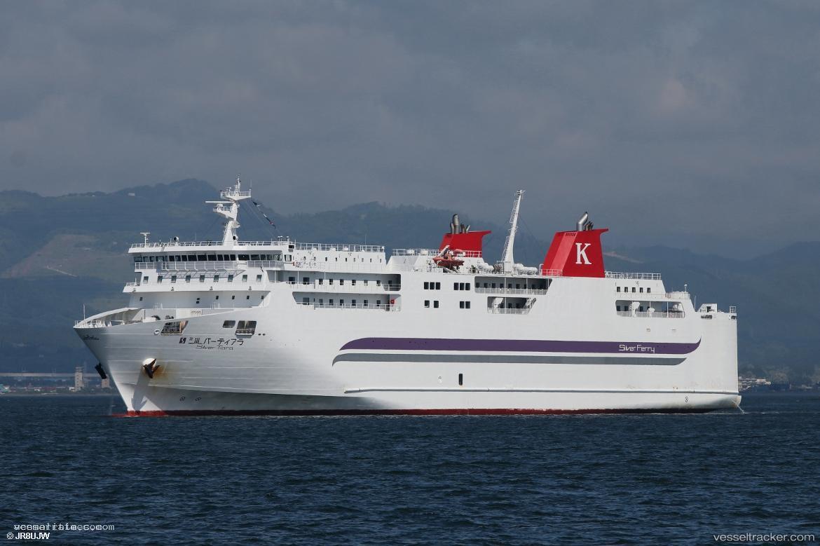 Silver-Tiara - Passenger Ro Ro Cargo Ship vessel registered in Japan