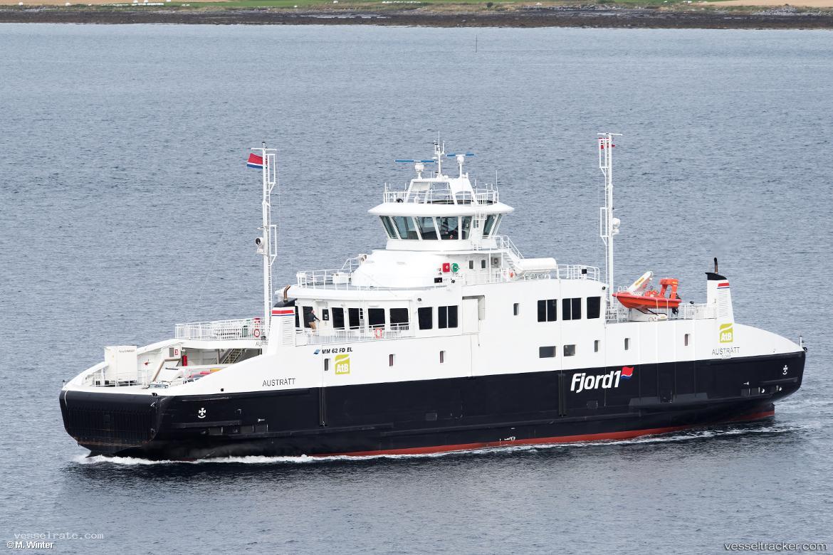 Austraatt - Passenger Ro Ro Cargo Ship vessel registered in Norway