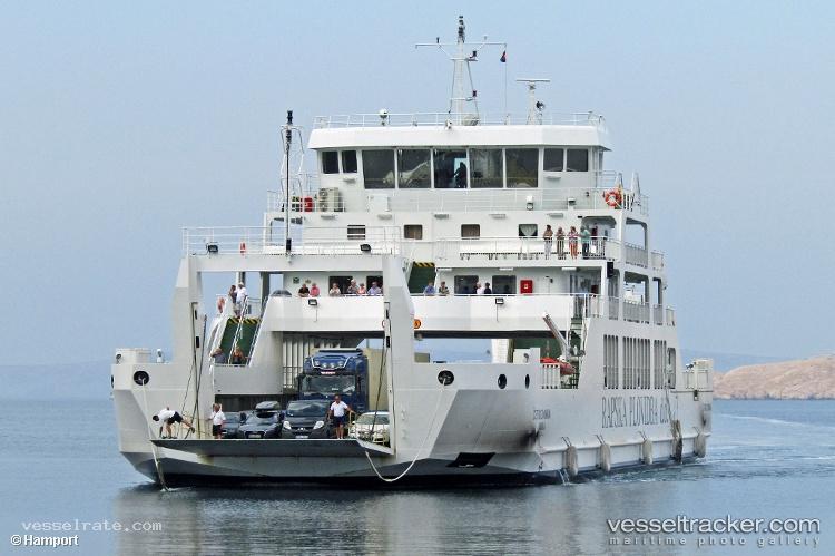 Cetiri-Zvonika - Passenger Ro Ro Cargo Ship vessel registered in Croatia