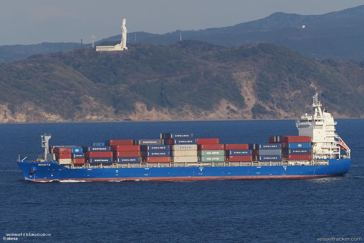 Invicta - Container Ship vessel registered in Marshall Islands