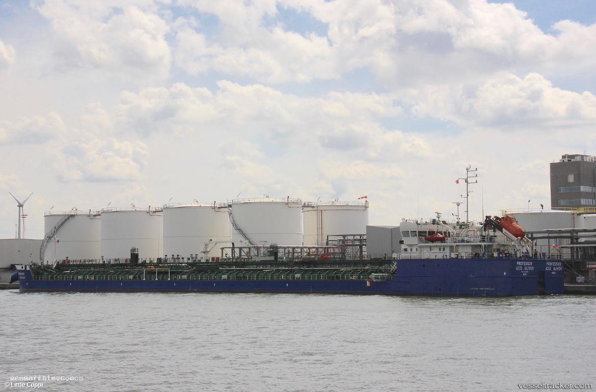 Professor-Azizaliyev - Oil Products Tanker vessel registered in Panama