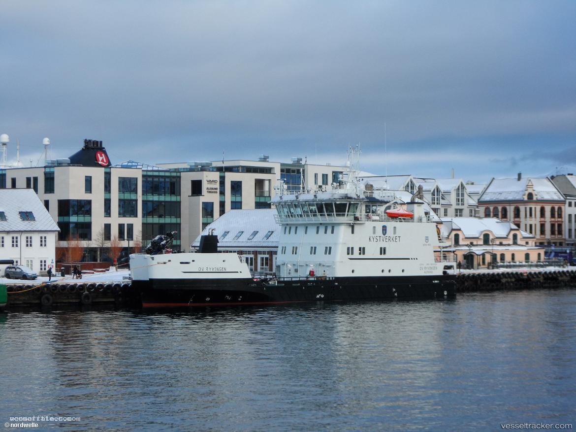 Ov-Ryvingen - Buoy Lighthouse Vessel vessel registered in Norway