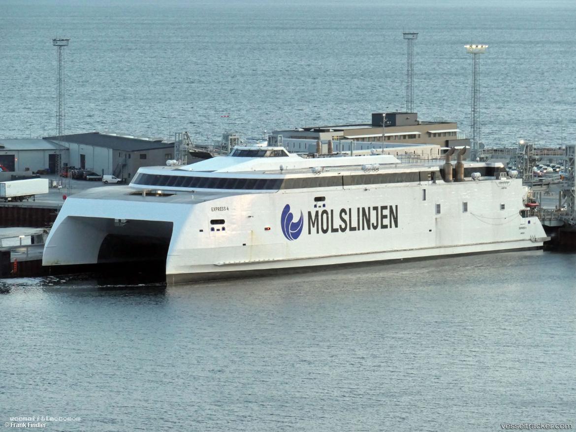 Express-4 - Passenger Ro Ro Cargo Ship vessel registered in Denmark
