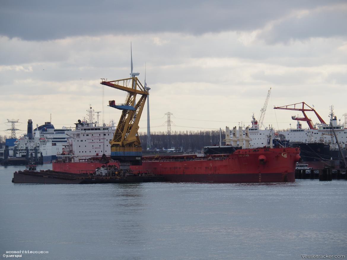 Darya-Neeti - Bulk Carrier vessel registered in Marshall Islands