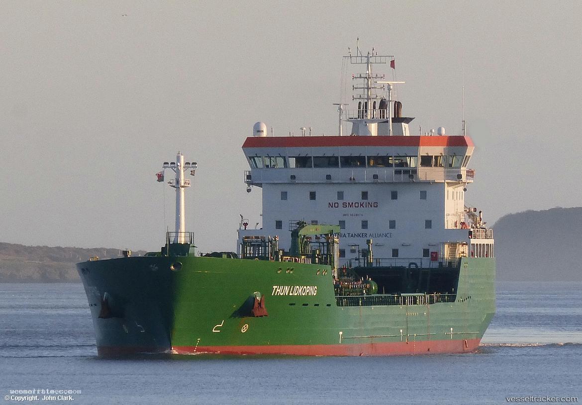 Thun-Lidkoping - Oil Products Tanker vessel registered in Netherlands