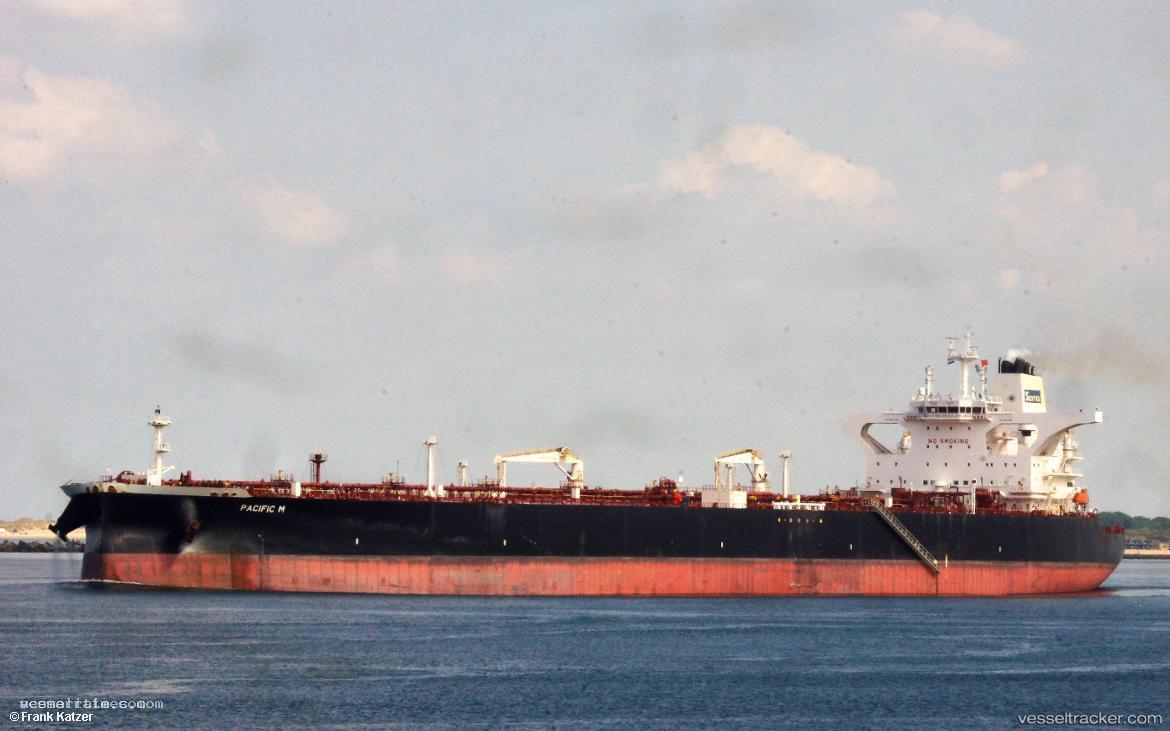 Universal-Innovator - Crude Oil Tanker vessel registered in Liberia