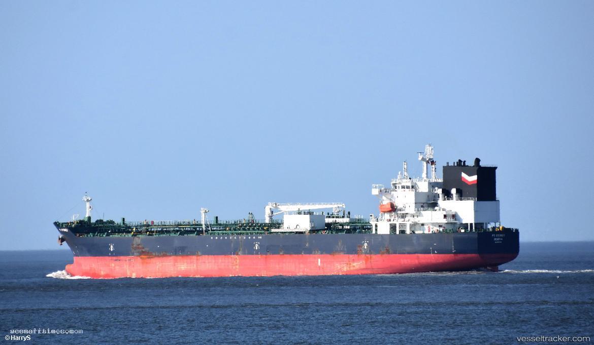Ps-Sydney - Chemical Oil Products Tanker vessel registered in Italy