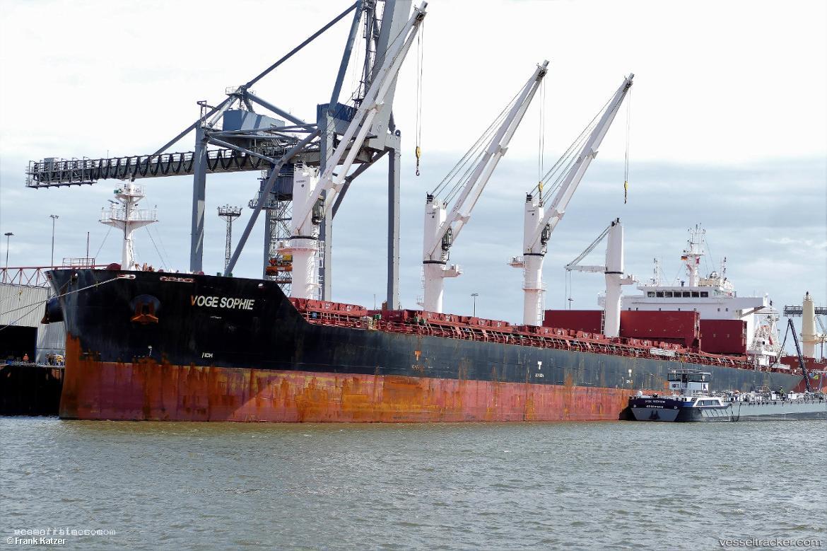 Yellowstone - Bulk Carrier vessel registered in Marshall Islands
