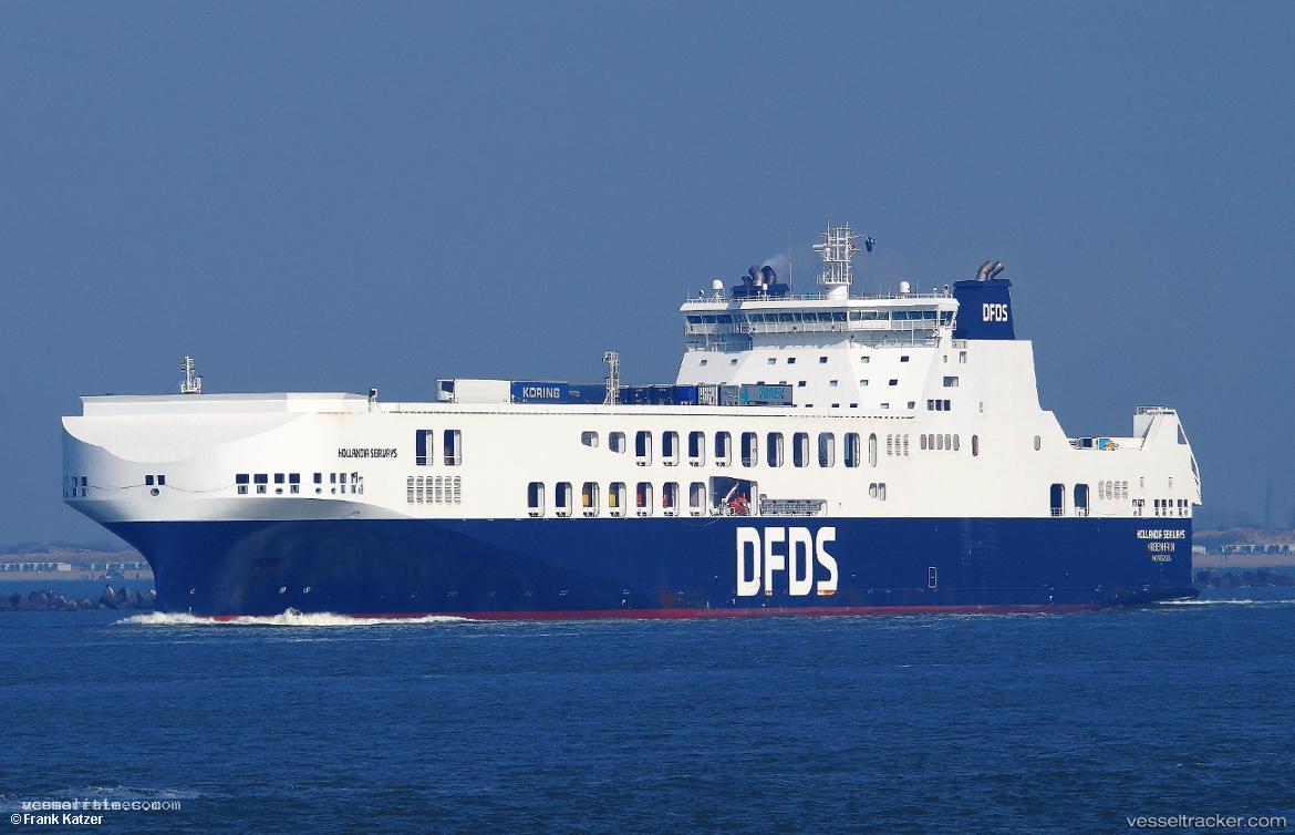 Hollandia-Seaways - Ro Ro Cargo Ship vessel registered in Denmark