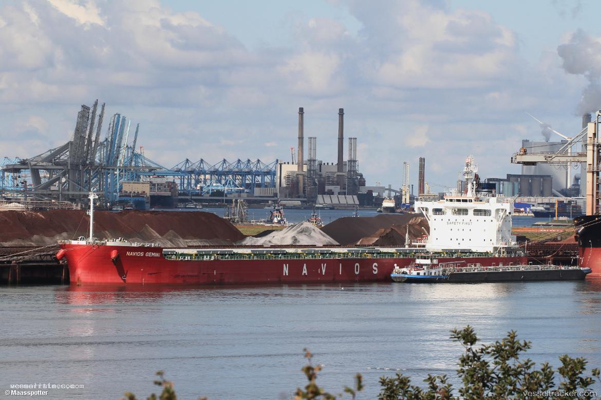 Navios-Gemini - Bulk Carrier vessel registered in Panama