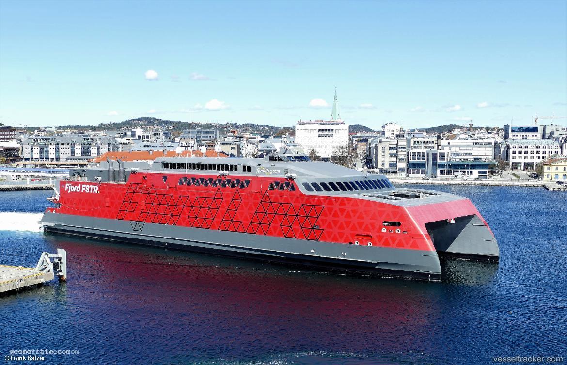 Fjord-Fstr - Passenger Ro Ro Cargo Ship vessel registered in Denmark