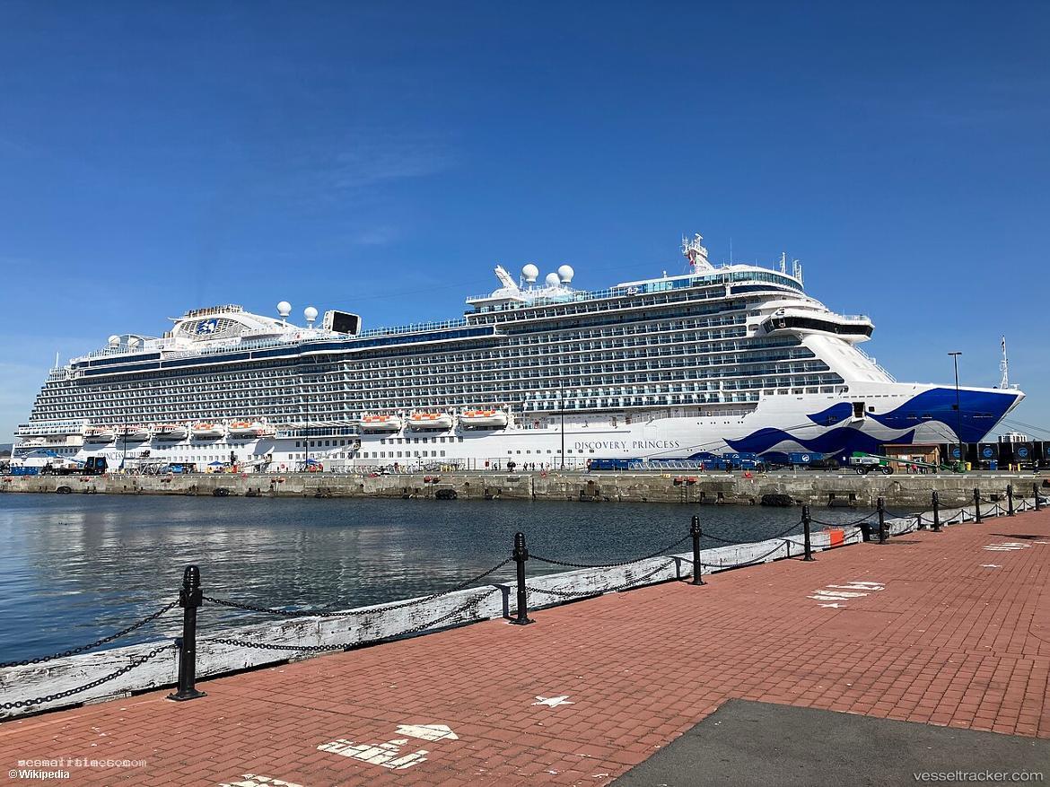 Discovery-Princess - Cruise Ship vessel registered in Bermuda