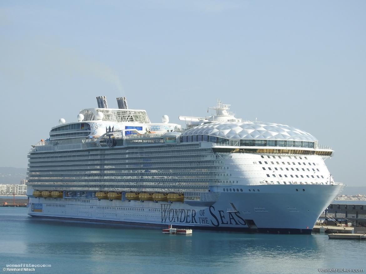 Wonder-Of-The-Seas - Cruise Ship vessel registered in Bahamas