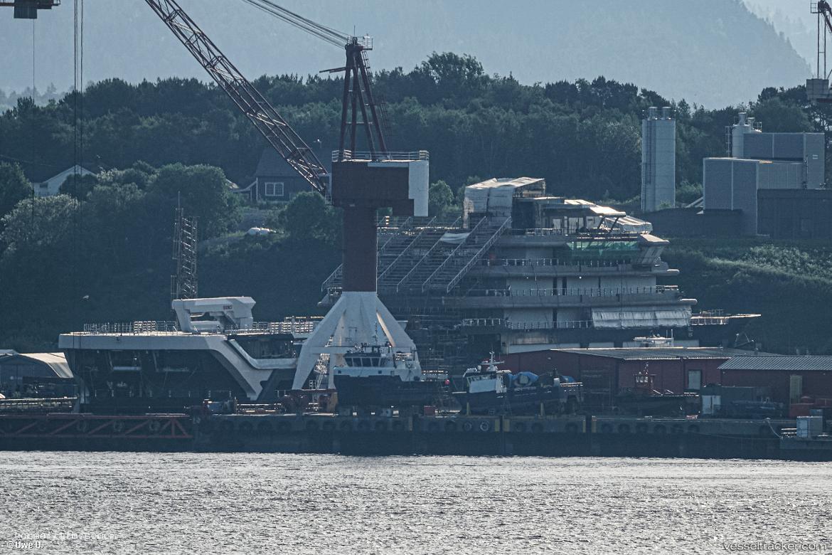 Rev-Ocean - Research Vessel vessel registered in Norway